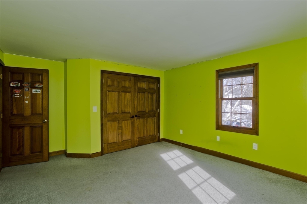 17 Harlow Ave
