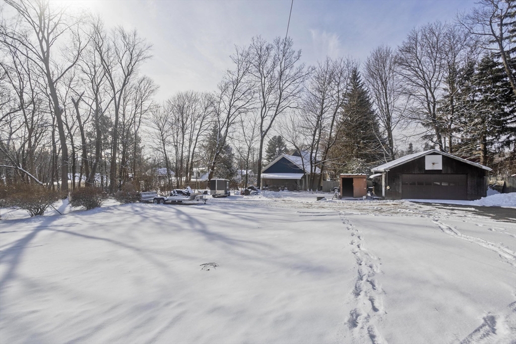 17 Harlow Ave