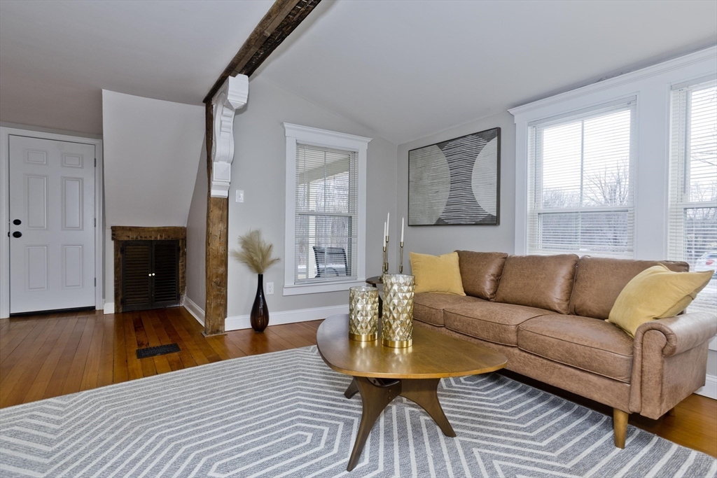 61 Hastings Rd
