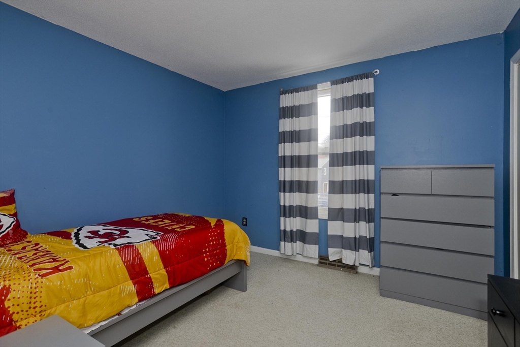 11 Claren Dr