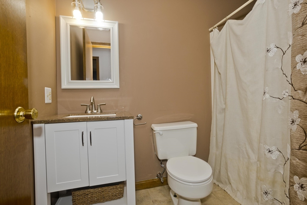 11 Claren Dr