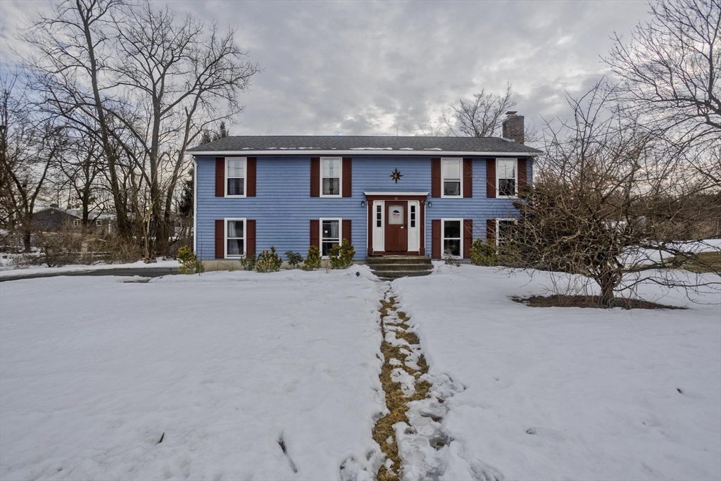 11 Claren Dr
