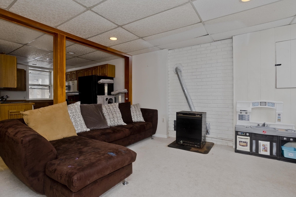 11 Claren Dr