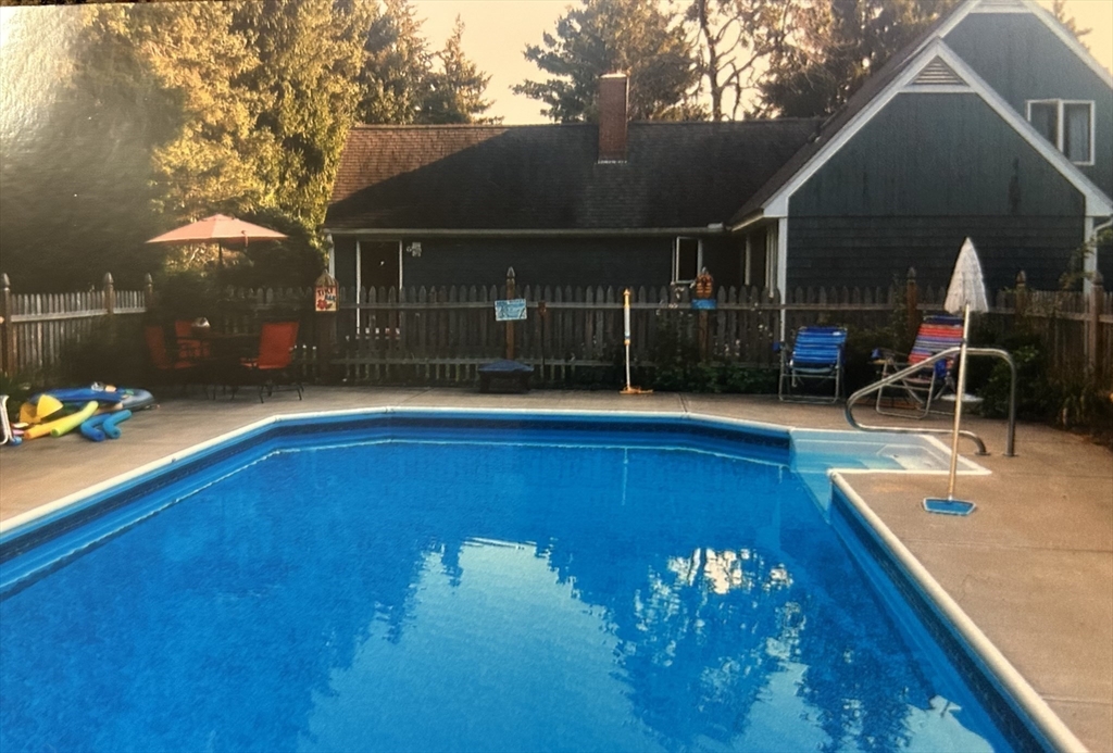 526 Station Rd