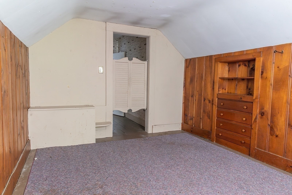 270 Riverbend St