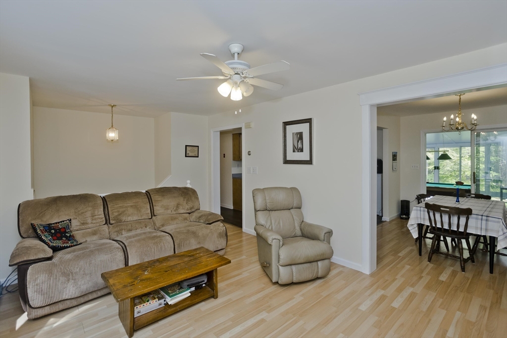 85 Damon Pond Rd