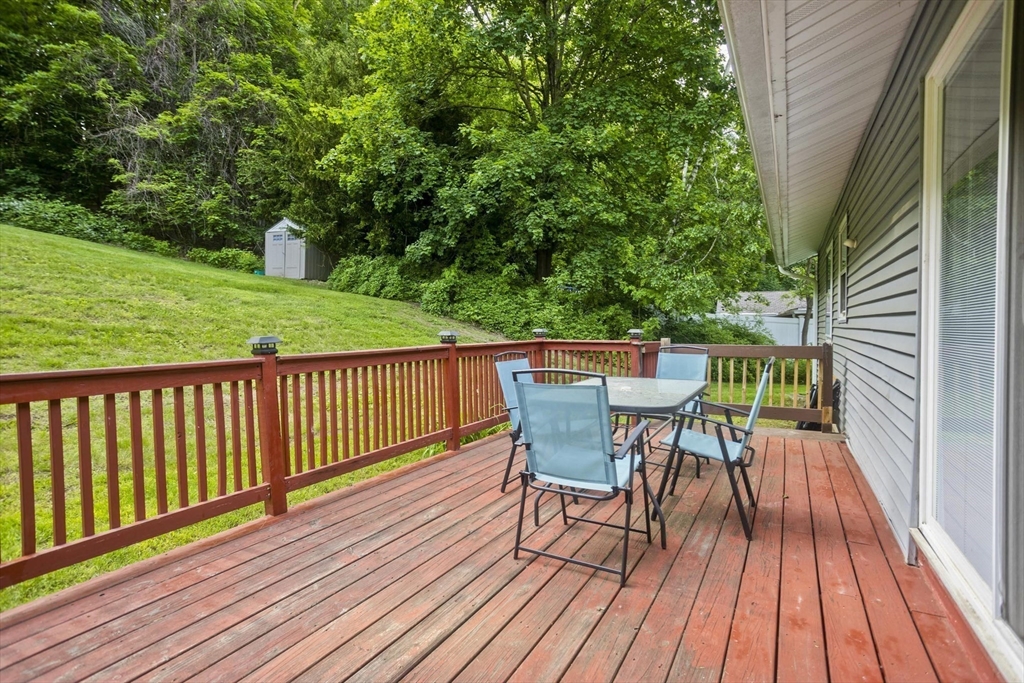 918 Bernardston Rd