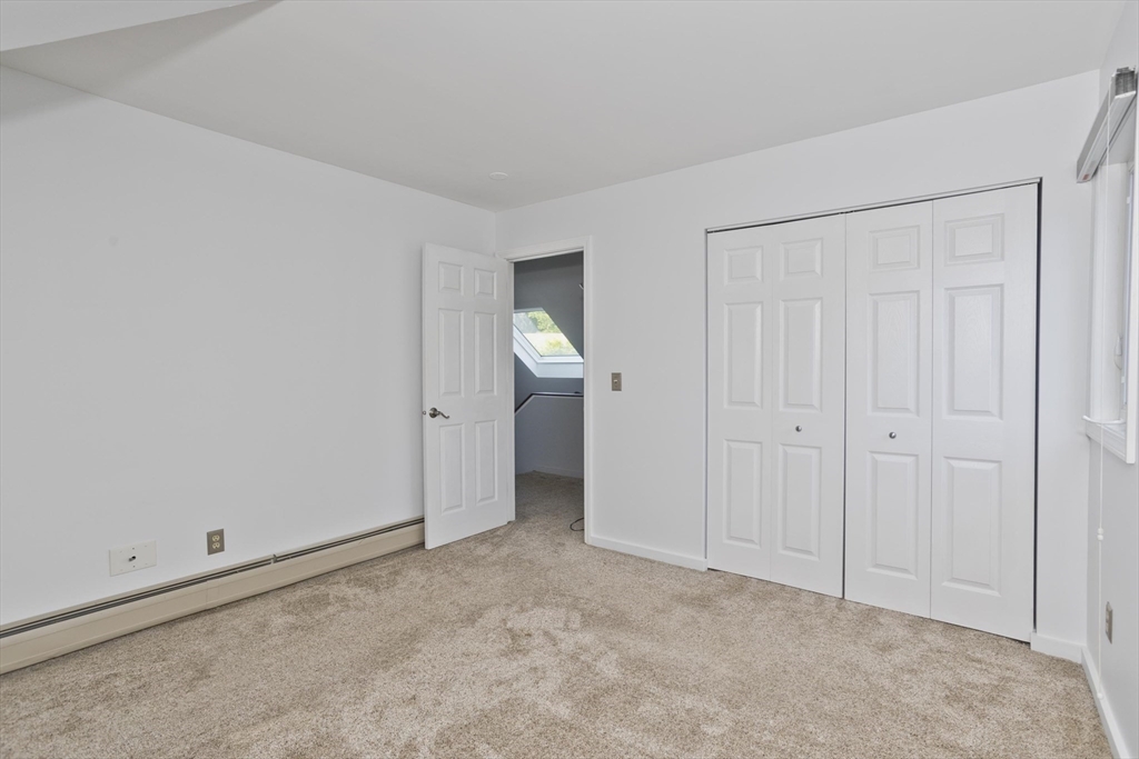 80 Pines Edge Dr #80