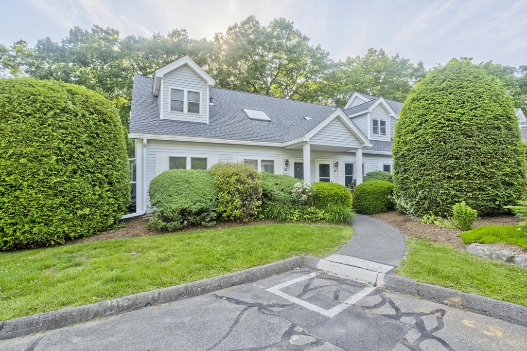 80 Pines Edge Dr #80
