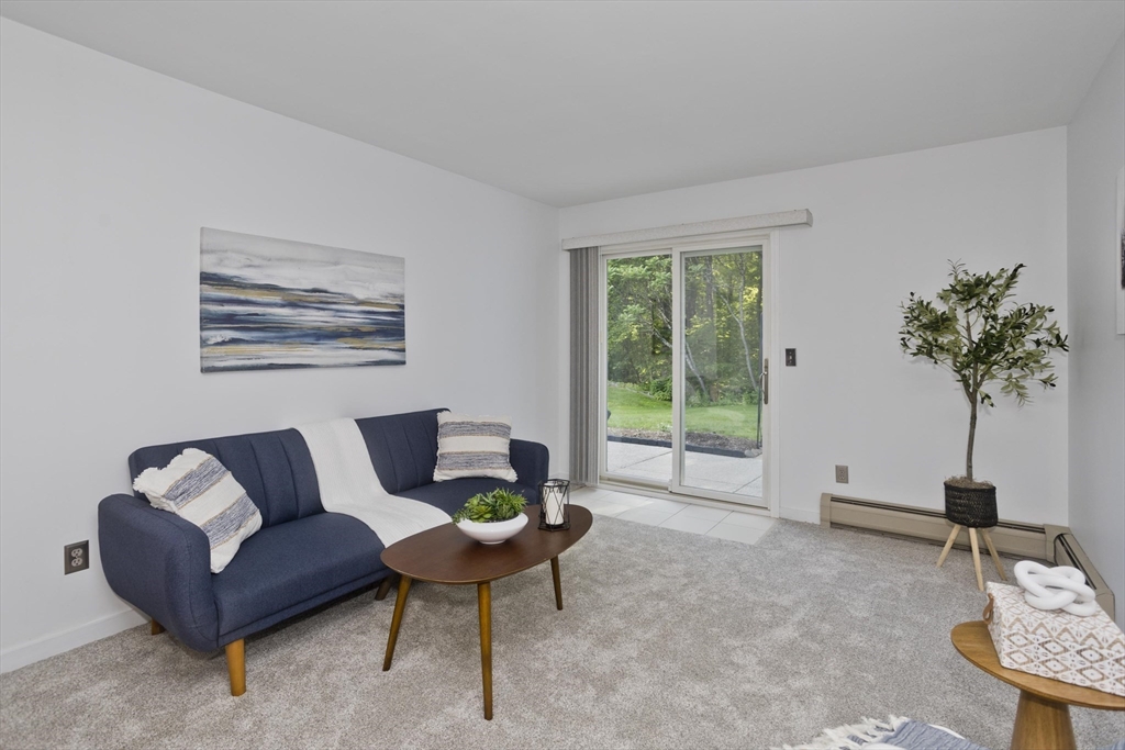 80 Pines Edge Dr #80