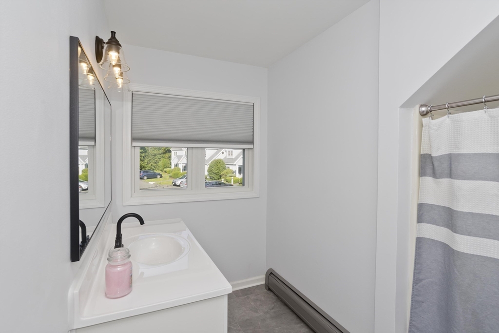 80 Pines Edge Dr #80