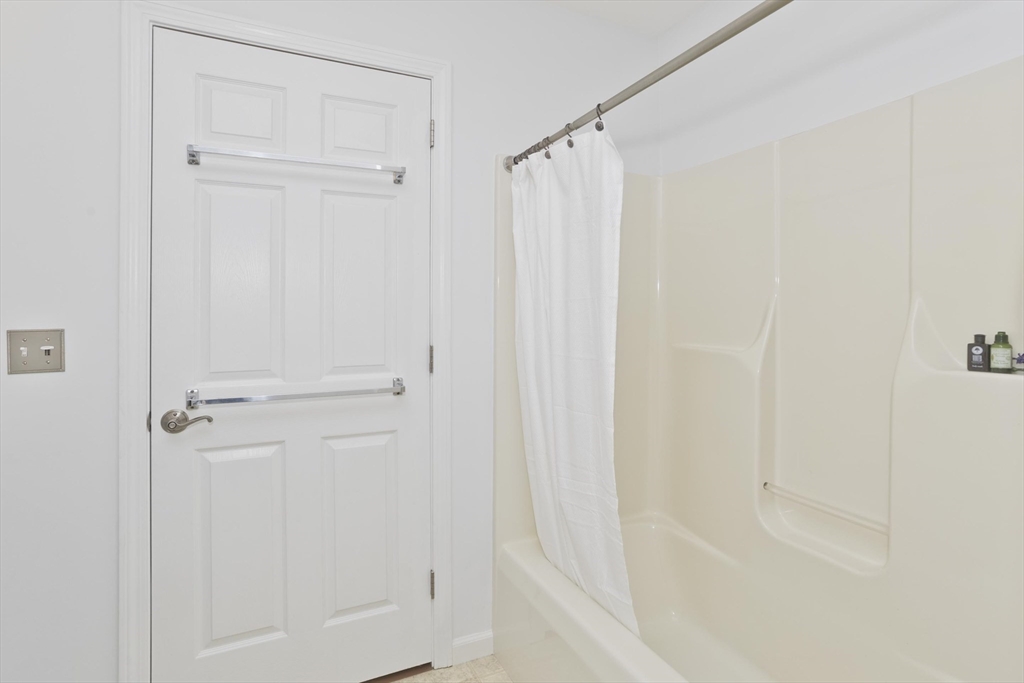 80 Pines Edge Dr #80