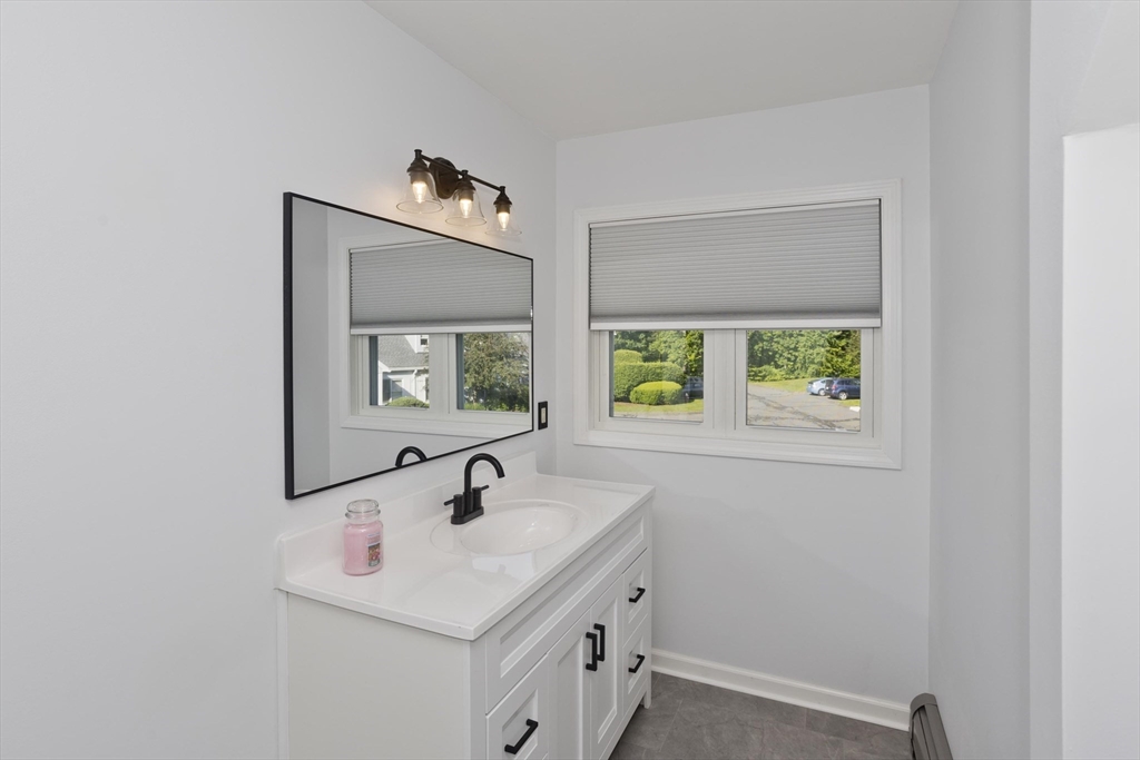 80 Pines Edge Dr #80