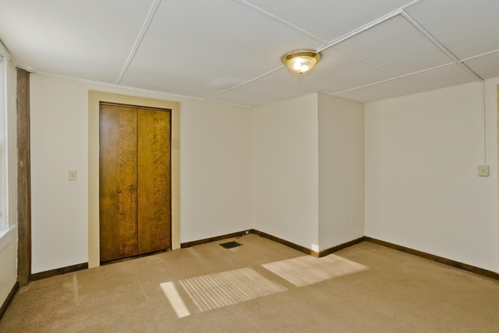 734 Main St