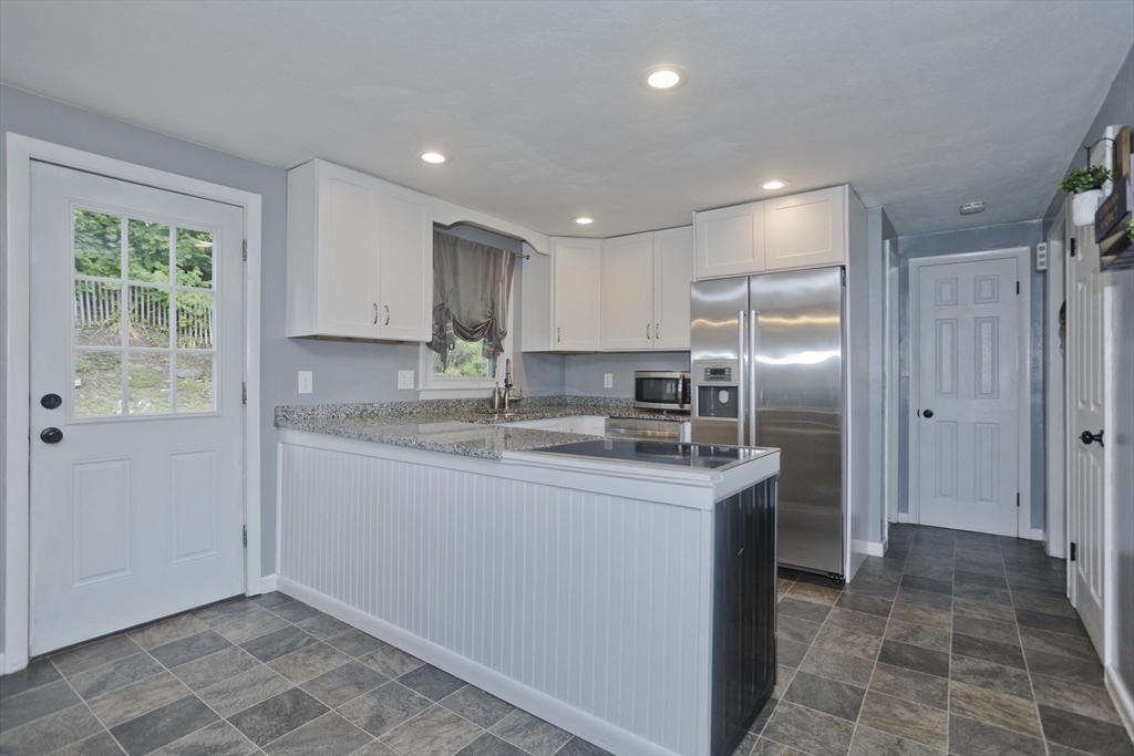 264 Poplar Ave