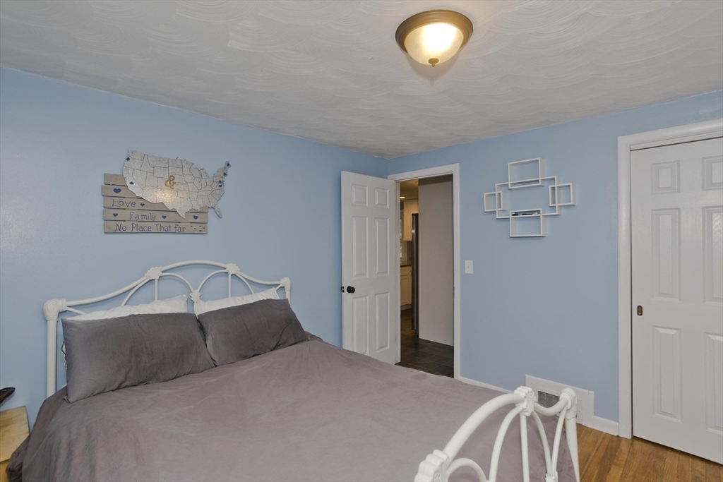 264 Poplar Ave