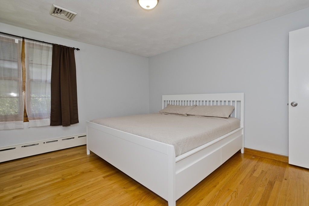 35 Rocky Hill Rd