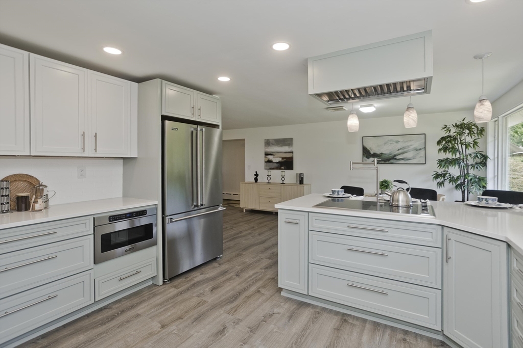 35 Rocky Hill Rd