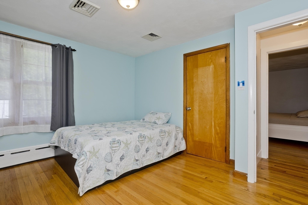 35 Rocky Hill Rd