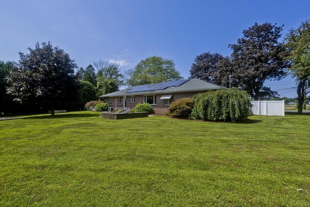 35 Rocky Hill Rd