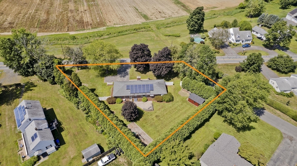35 Rocky Hill Rd
