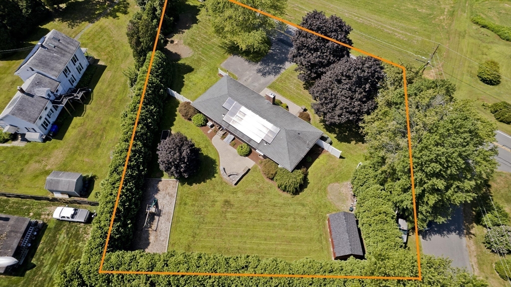 35 Rocky Hill Rd