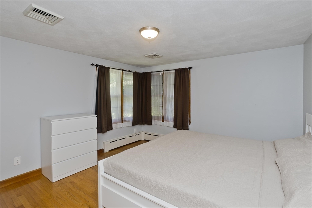 35 Rocky Hill Rd