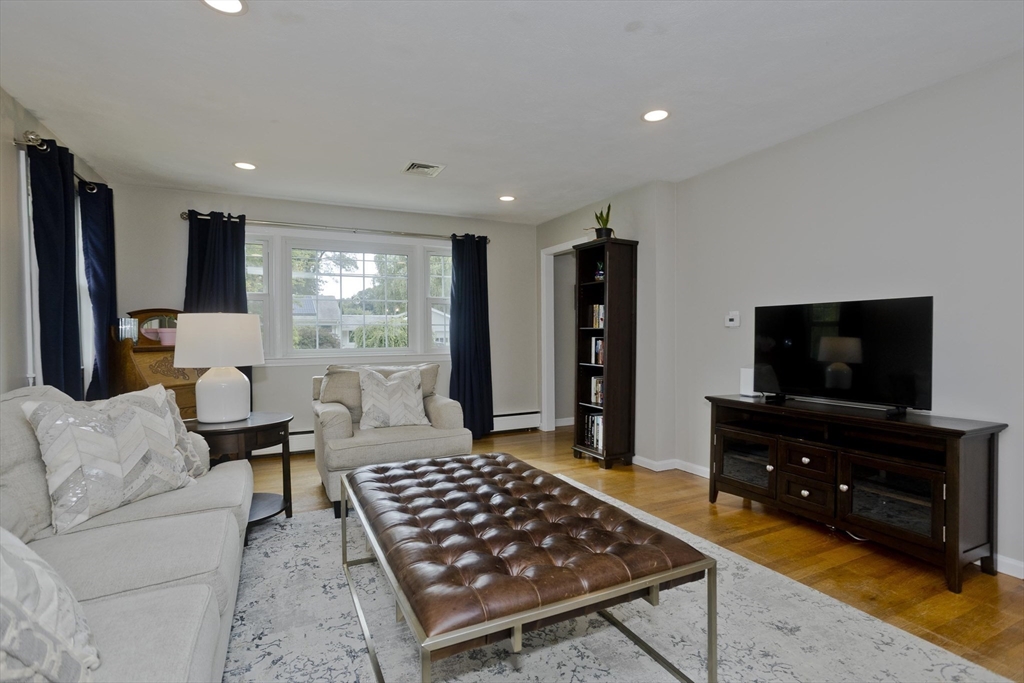 213 Spring Grove Ave