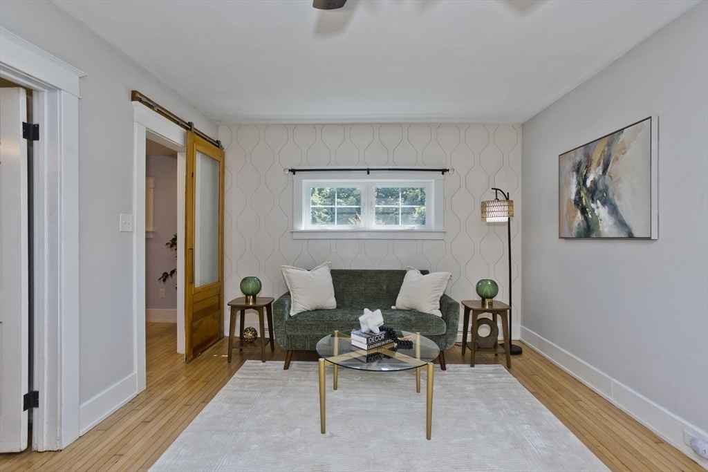 204 River Dr
