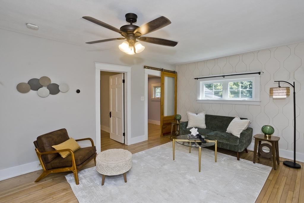 204 River Dr