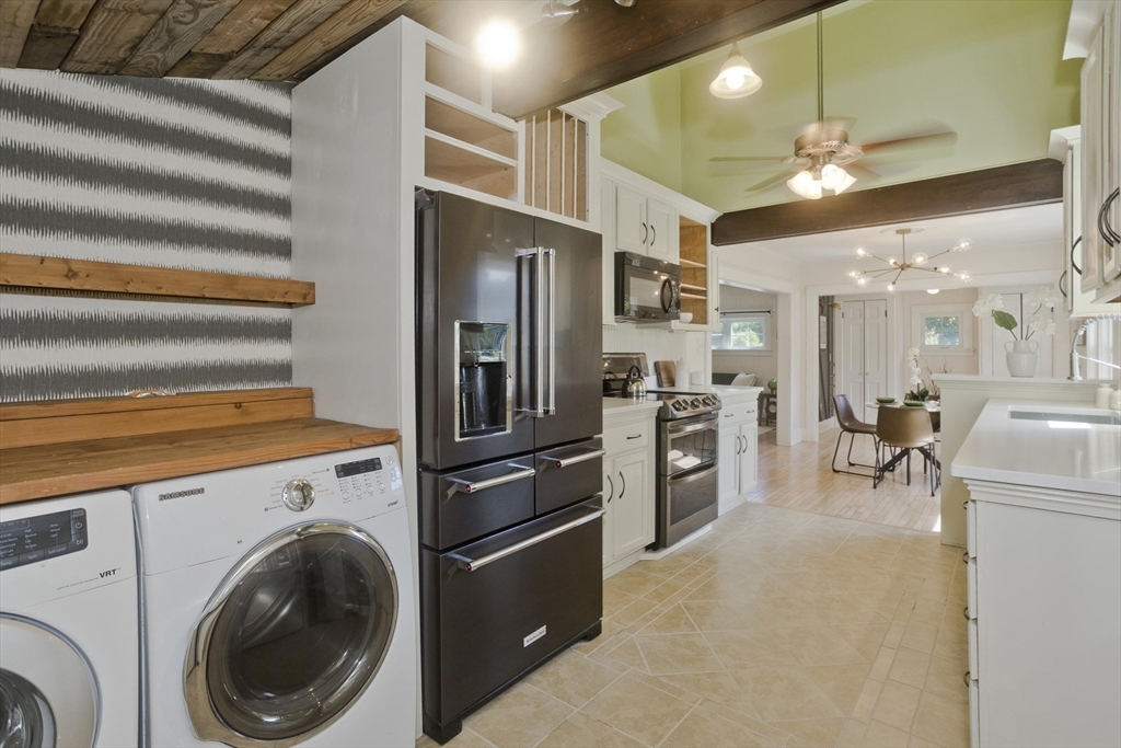 204 River Dr