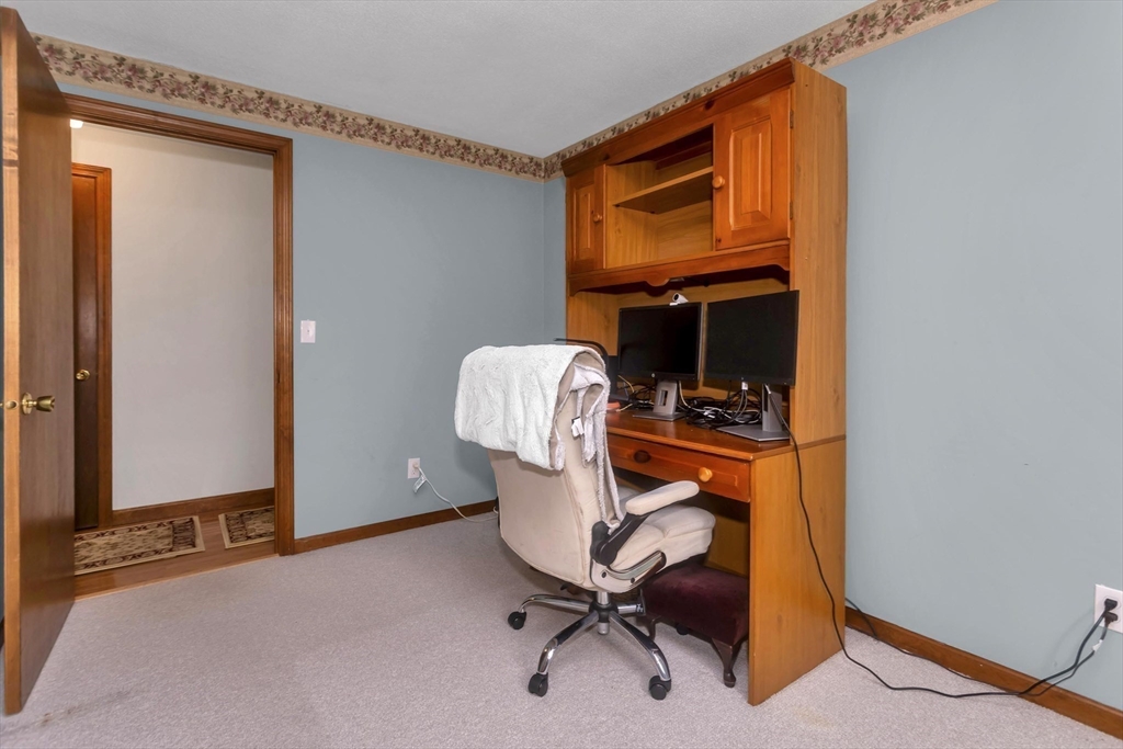 8 Tara Cir