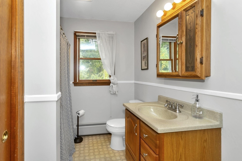 8 Tara Cir