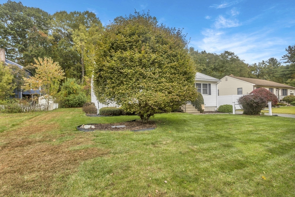 8 Tara Cir