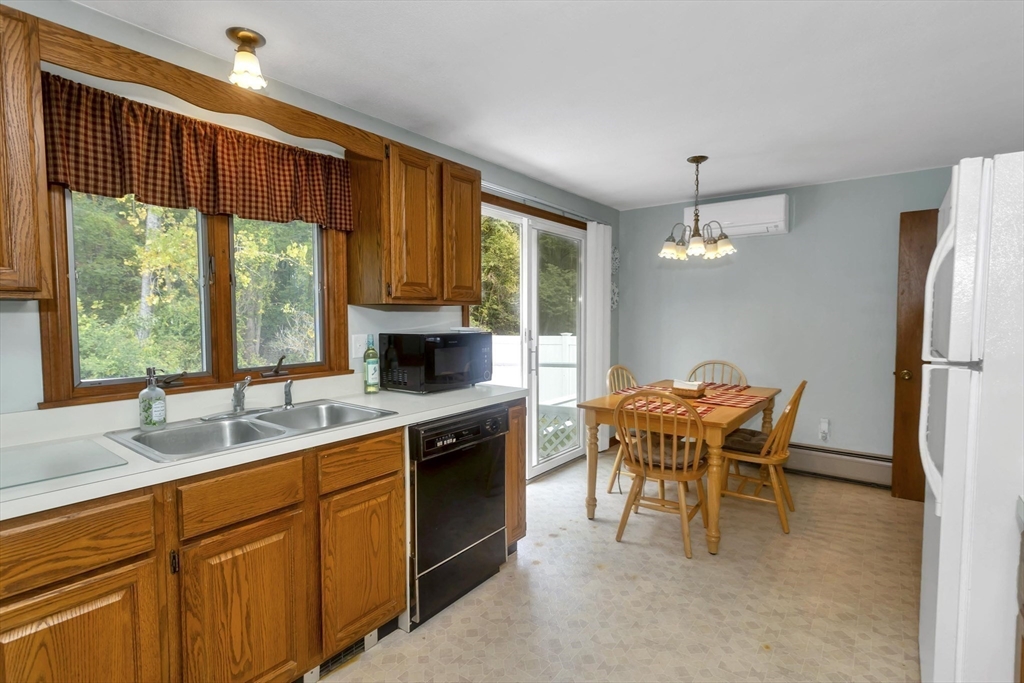 8 Tara Cir