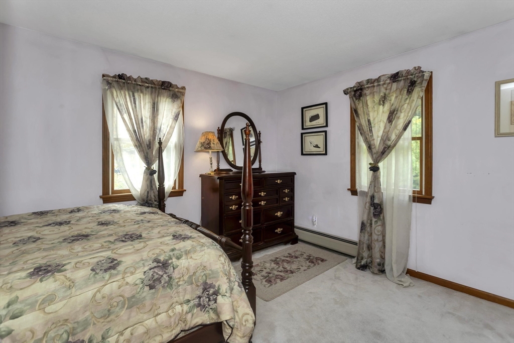 8 Tara Cir