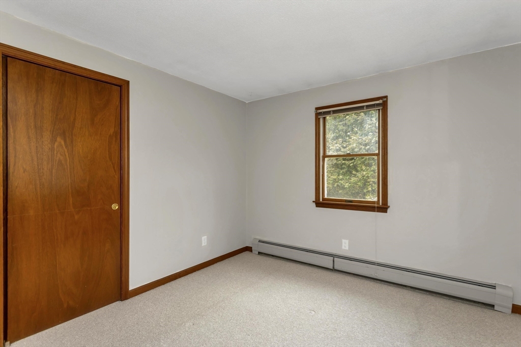 8 Tara Cir