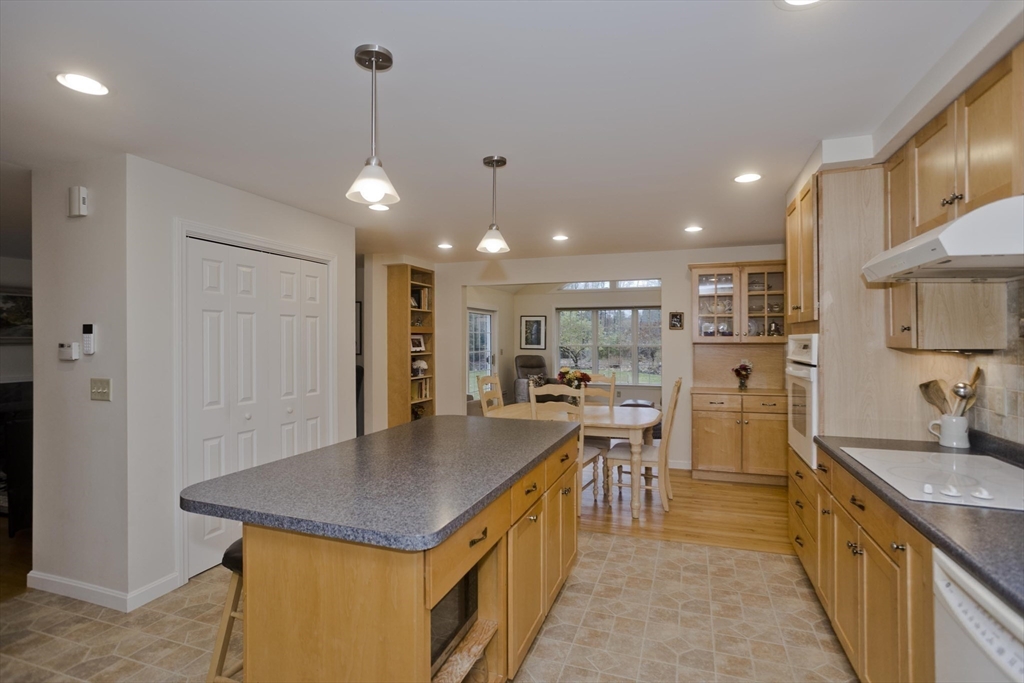 11 Sheerman Ln