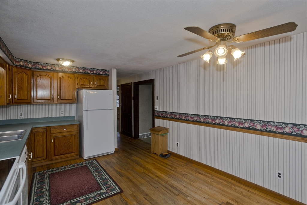 31 Leadmine Rd