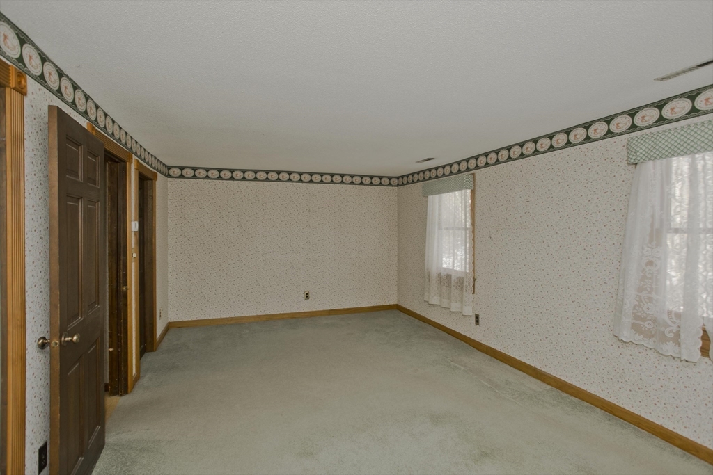 31 Leadmine Rd