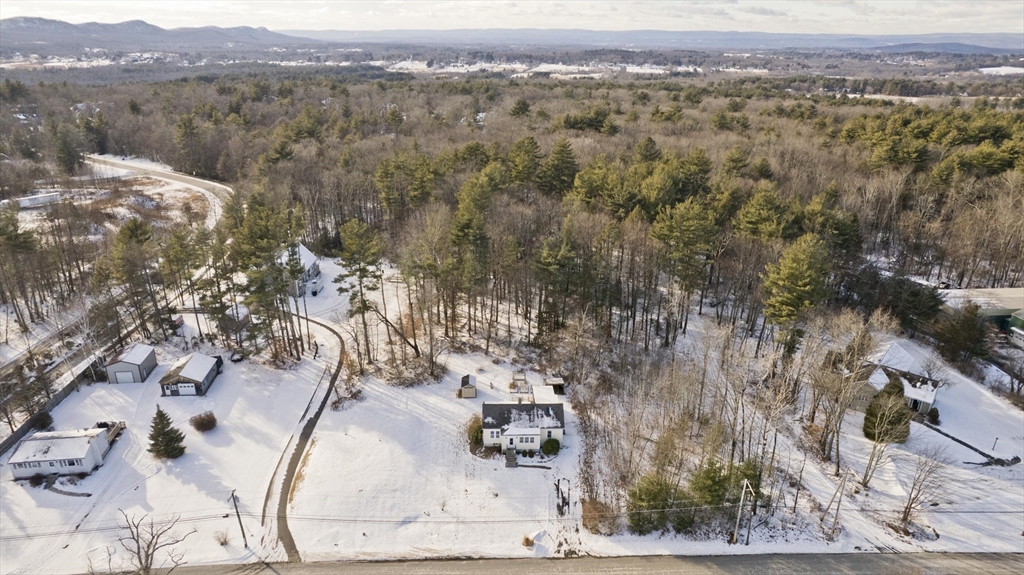 137 Old Amherst Rd