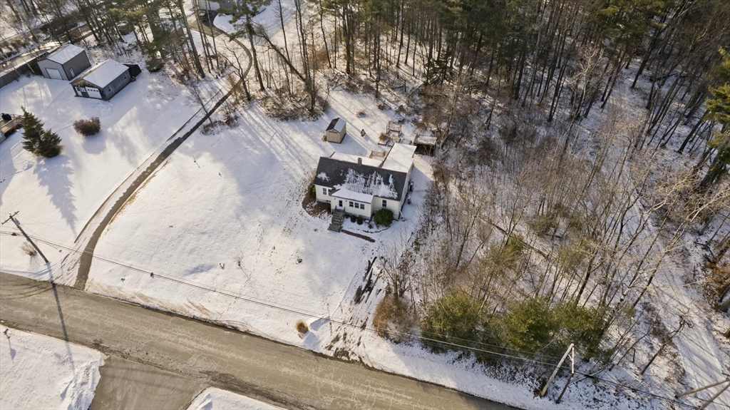 137 Old Amherst Rd