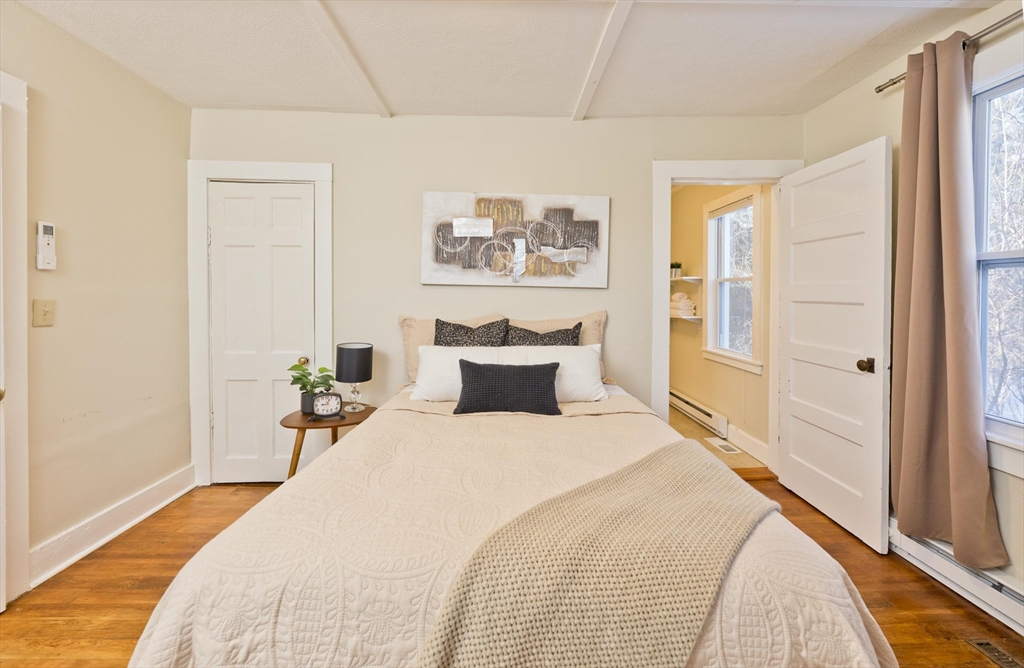137 Old Amherst Rd