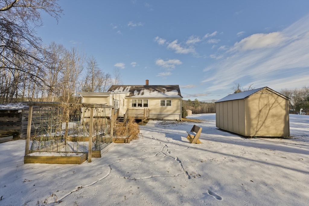 137 Old Amherst Rd
