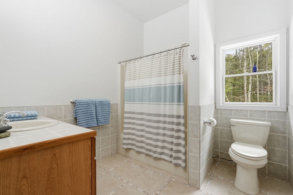 16 N Valley Rd