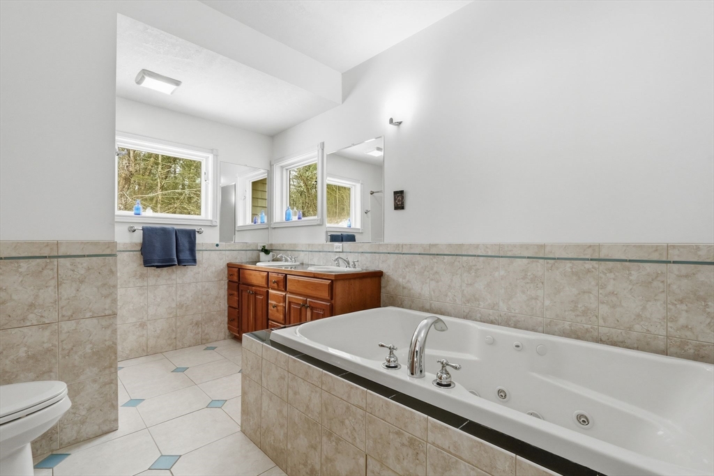 16 N Valley Rd
