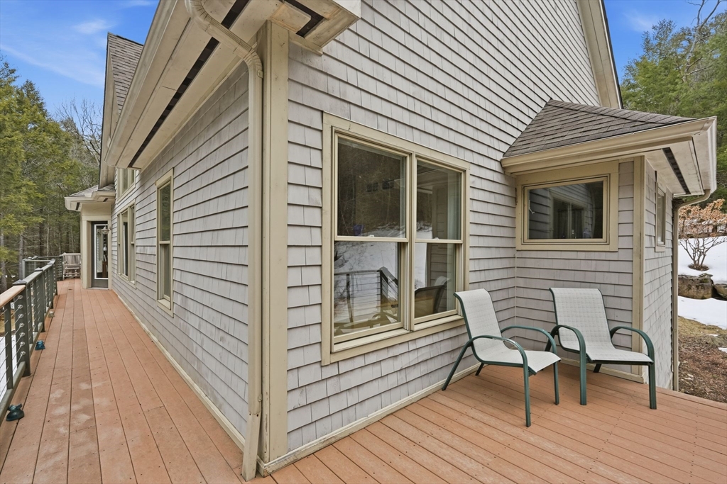 16 N Valley Rd