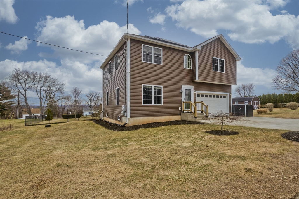 48 Mountain Ave
