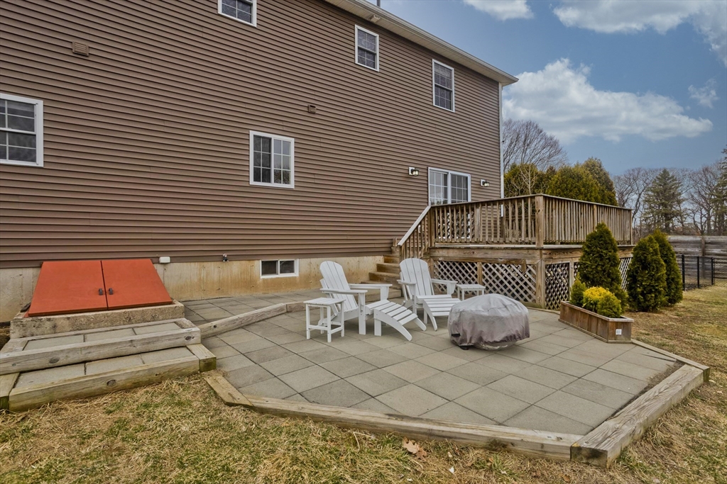 48 Mountain Ave