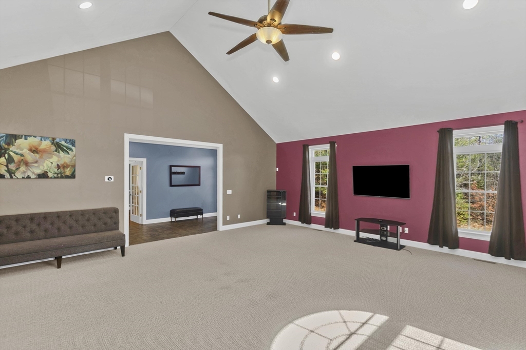 333 Stebbins St